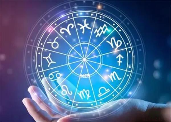 从星盘看你可能结婚年份的步骤 星盘可以看出你可能结婚的年份吗
