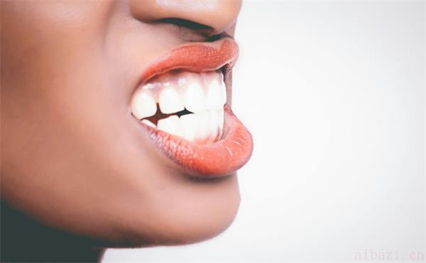 牙齿均匀好的女人在命理学的意义 牙齿均匀与女人的命运有什么关联
